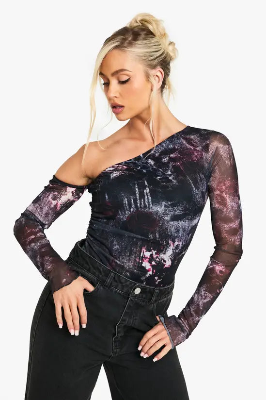 boohoo Petite Printed Mesh Asym Shoulder Bodysuit