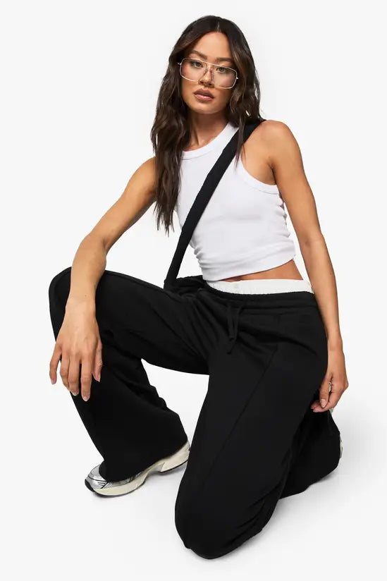 boohoo Tall Pintuck Detail Straight Leg Jogger