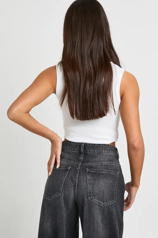 boohoo Petite Basics Mid Waist Boyfriend Jean