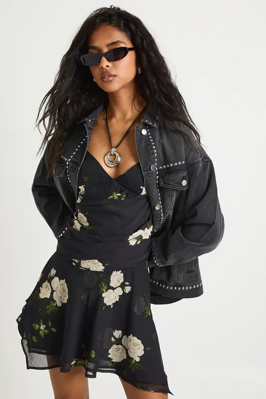 boohoo Floral Ruched Sweetheart Pleated Skater Dress