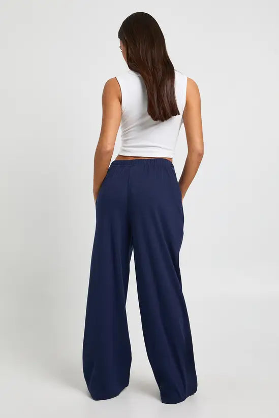 boohoo Petite Rib Wide Leg Trouser