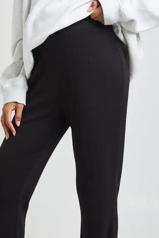 boohoo Maternity Rib Flared Legging