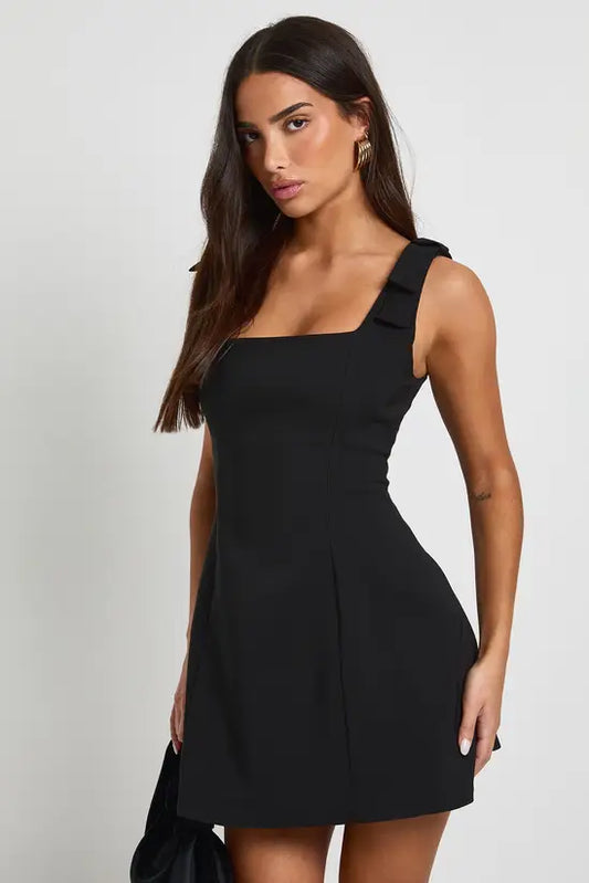 boohoo Petite Tie Shoulder Square Neck A-line Dress