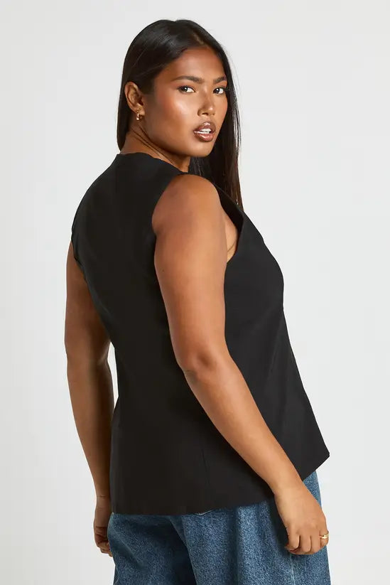 boohoo Plus Gold Button Trim Waistcoat