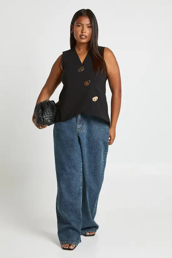 boohoo Plus Gold Button Trim Waistcoat