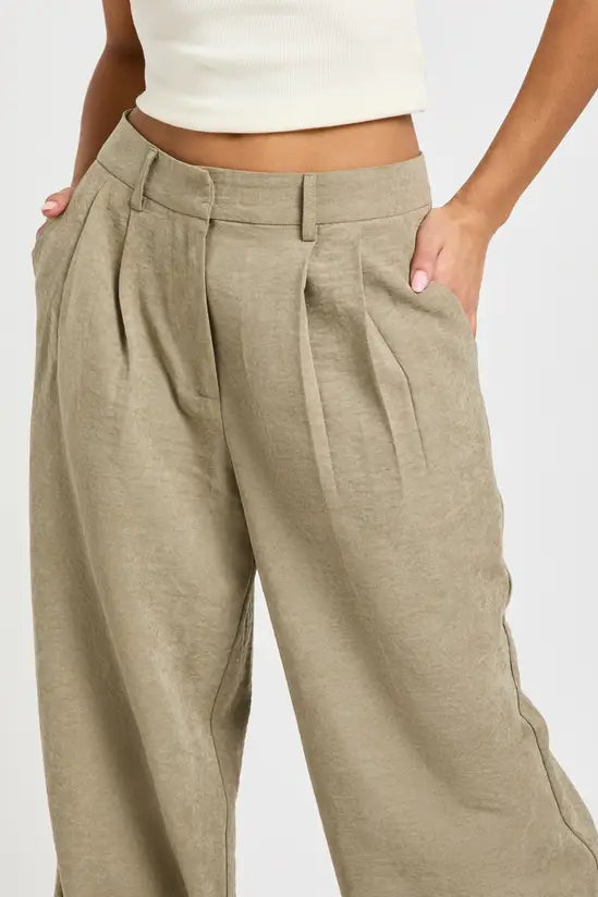 boohoo Peached Pleated Wide Leg Trousers