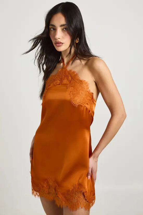 Boohoo - Satin Halterneck Mini Dress With Lace Trim