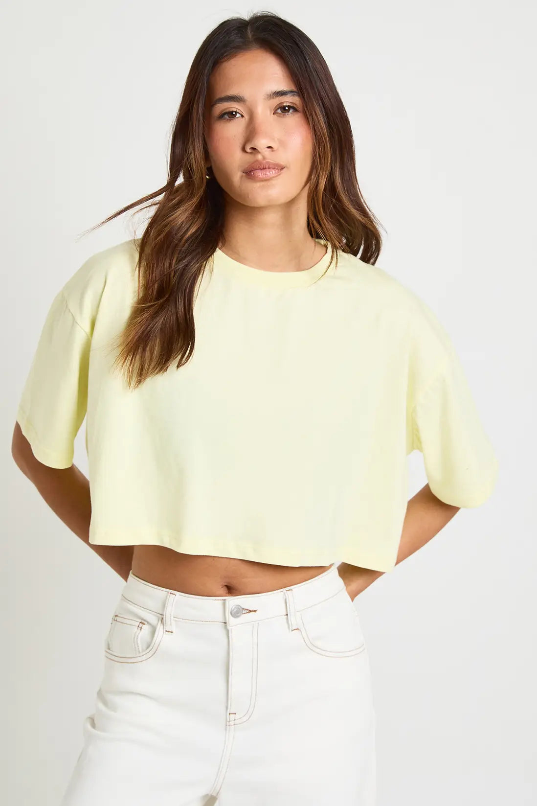 boohoo Basic Oversized Boxy Crop T-Shirt