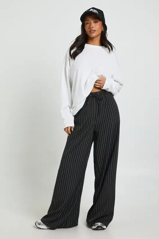 boohoo Petite Drawstring Stripe Wide Leg Trousers
