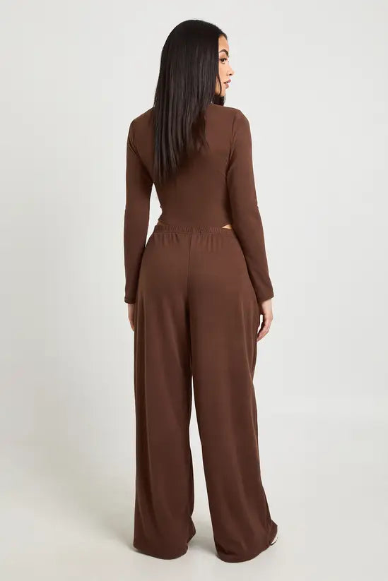 boohoo Ultra Soft Wide Leg Trouser