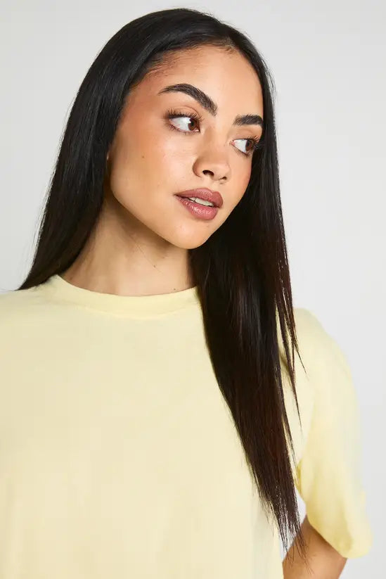 boohoo Basic Oversized Boxy Crop T-Shirt