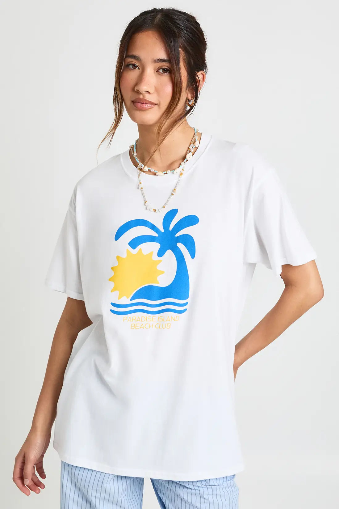 boohoo Paradise Island Beach Club Graphic Oversized Tshirt