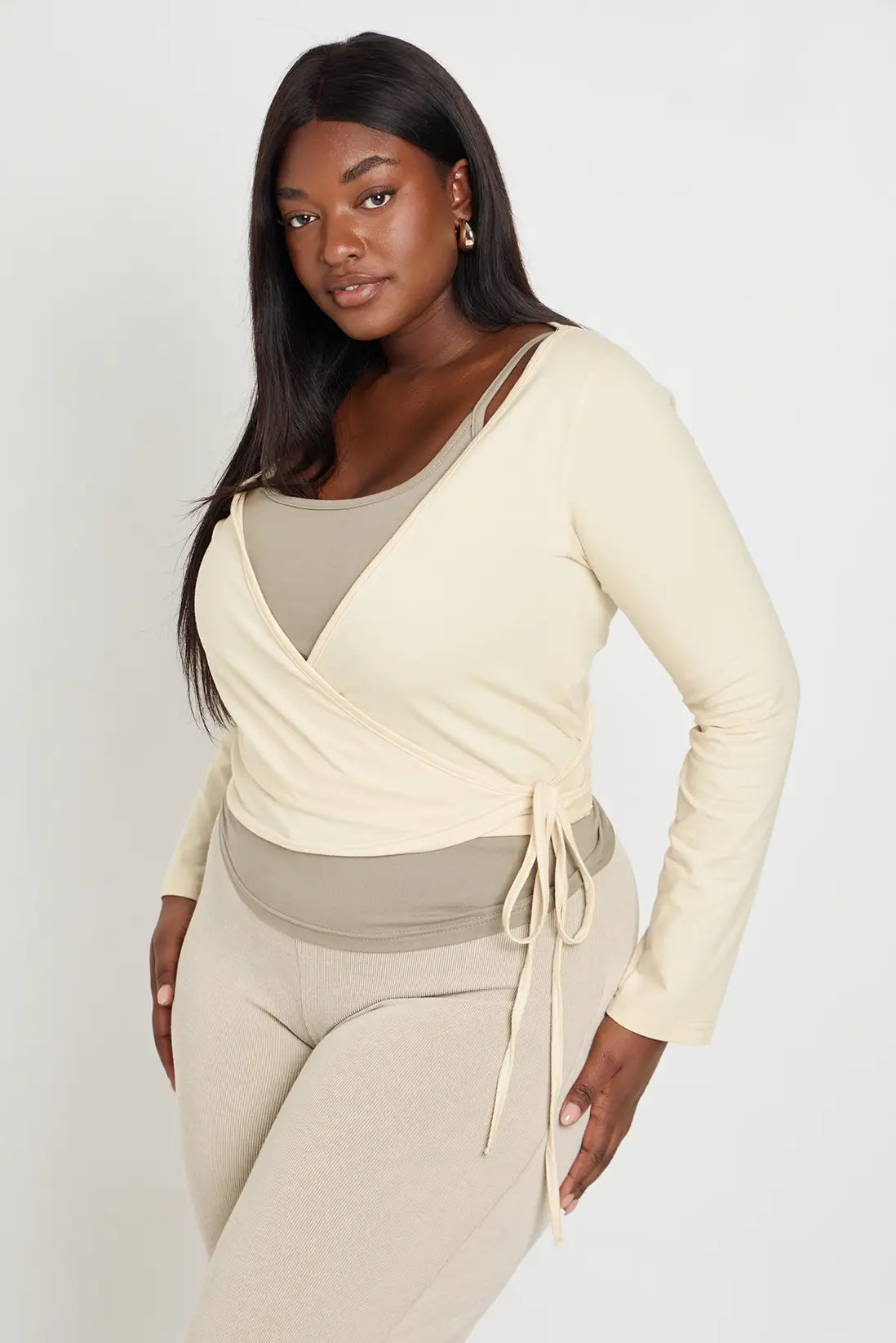 boohoo Plus Contrast Wrap Detail Long Sleeve Top