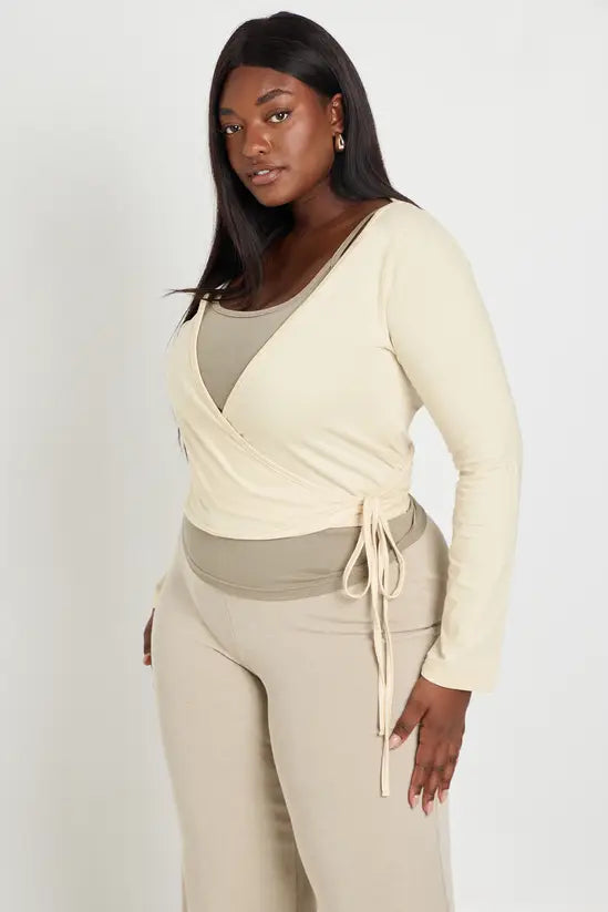 boohoo Plus Contrast Wrap Detail Long Sleeve Top