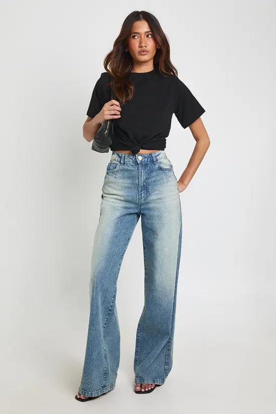 boohoo Shoulder Pad Knot Hem T-Shirt