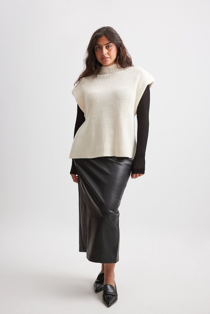 Knitted Shoulder Pad Vest