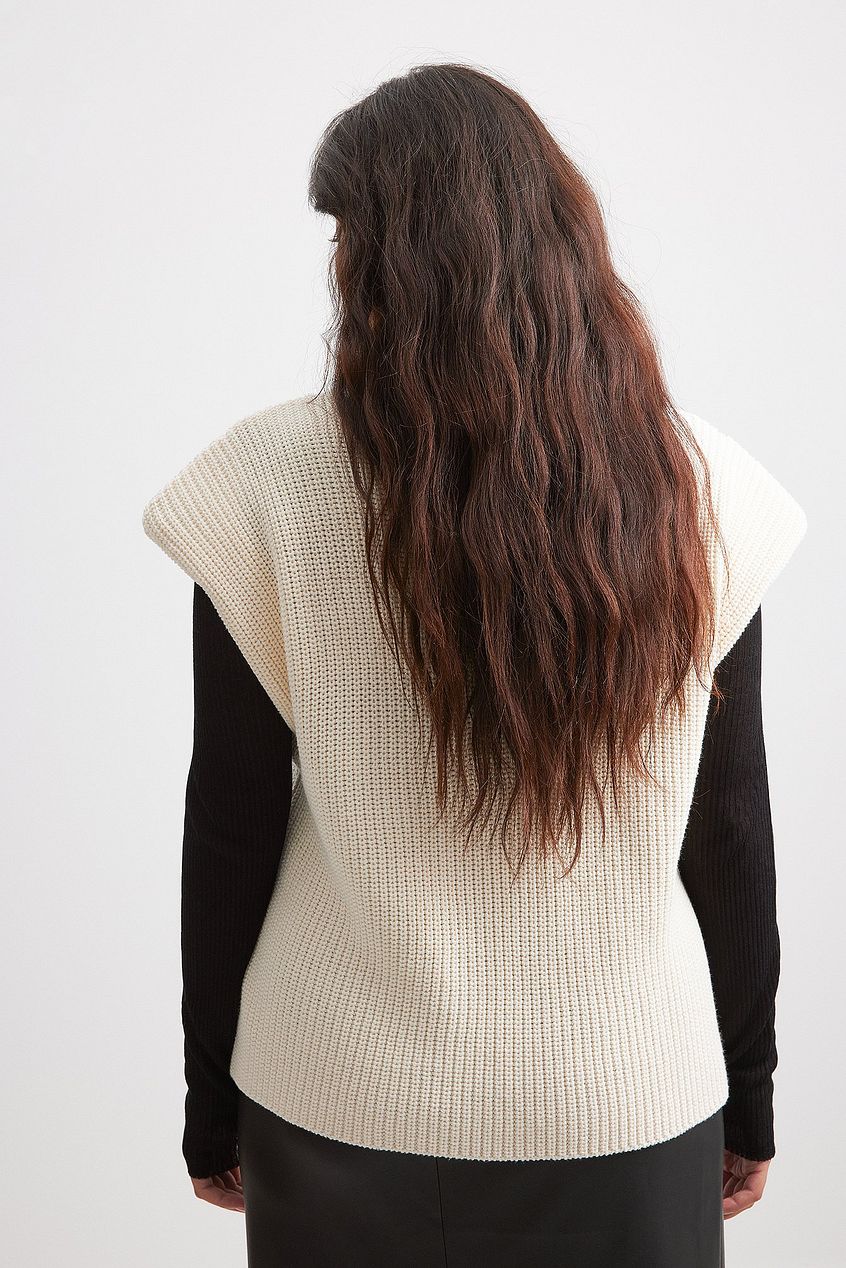 Knitted Shoulder Pad Vest
