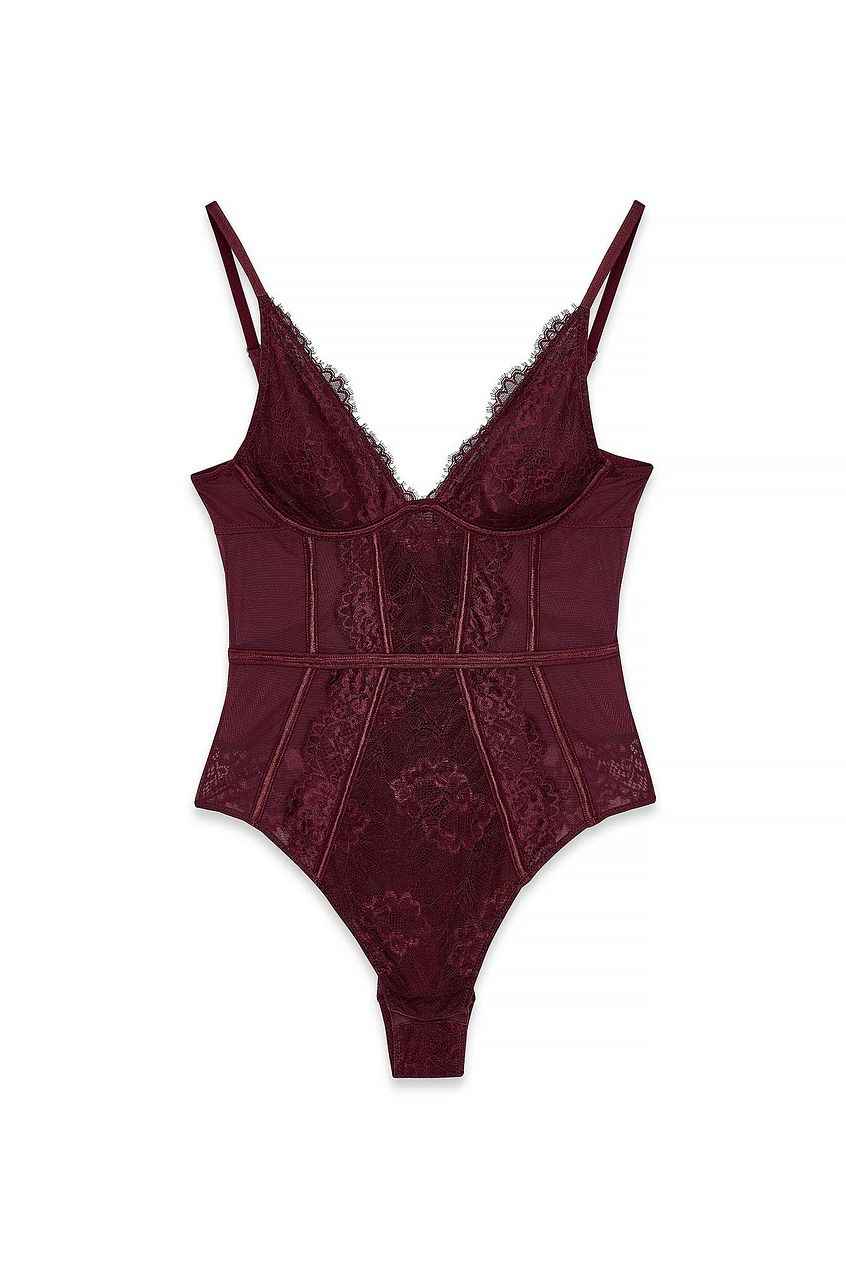 Na-kd Lace Body