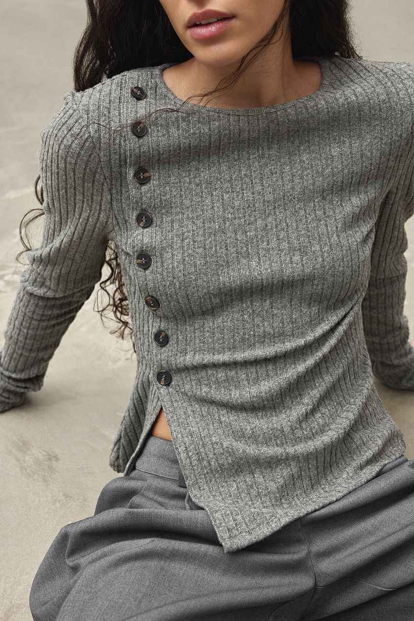 Na-kd Ribbed Button Top
