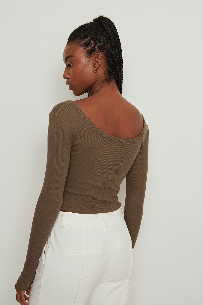 Ribbed Scoop Neck Top