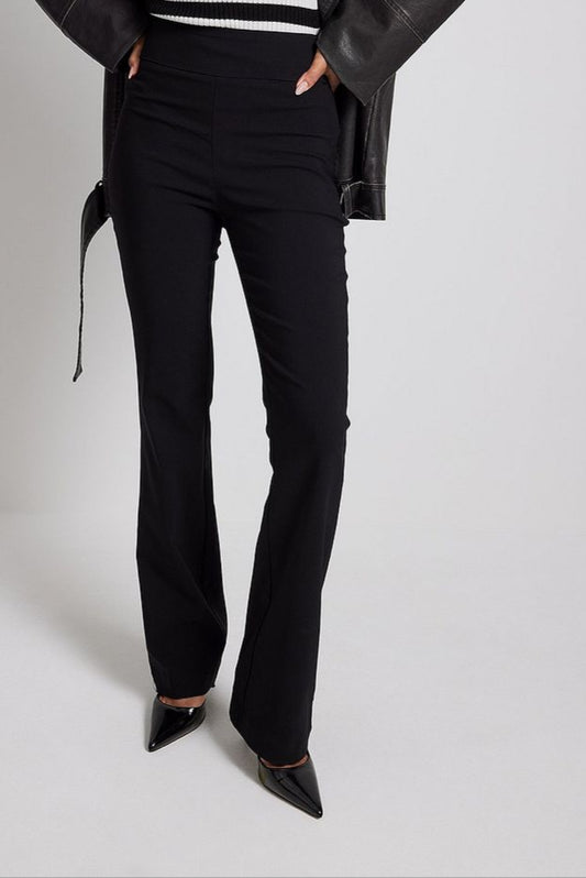 Slim-Fit Super Stretch Flared Pants