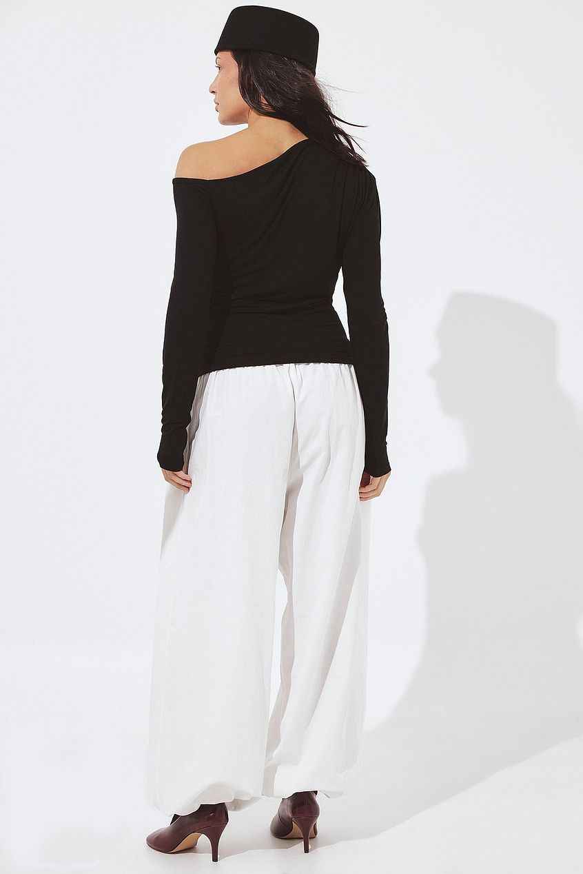 Na-kd Off Shoulder Jersey Top