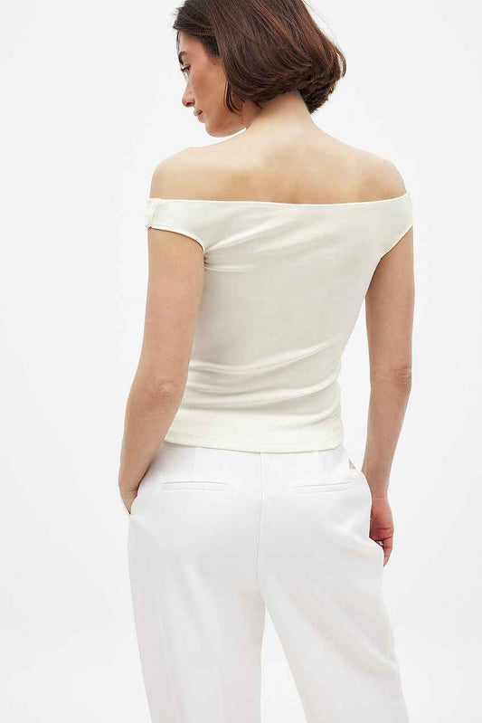 Na-kd Off Shoulder Waterfall Top