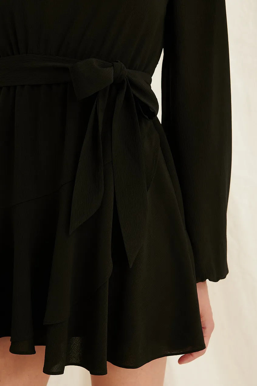 Overlapped Frill Mini Dress Black
