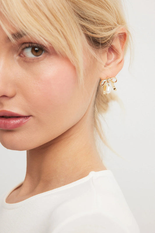 Pearl Bow Earrings Gold