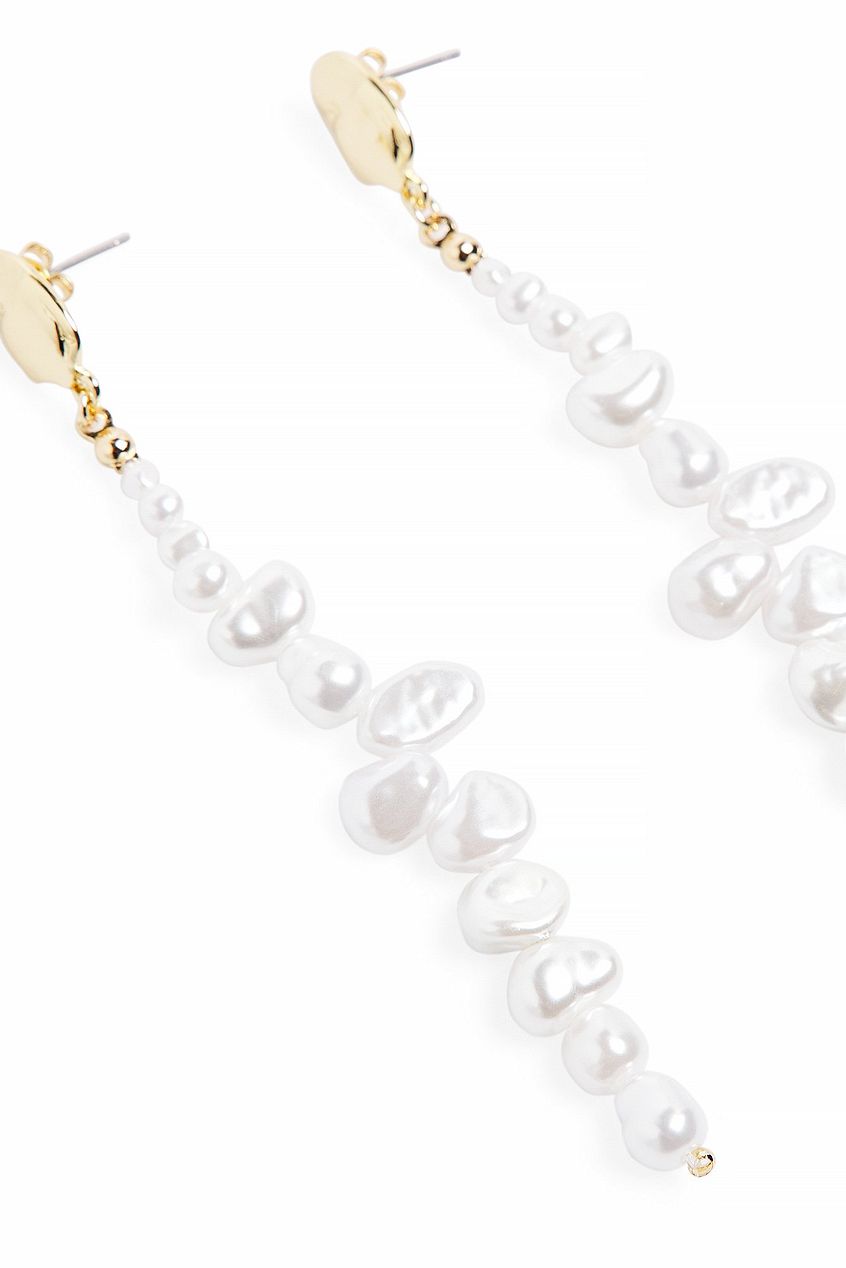 Pearl Dangle Earrings