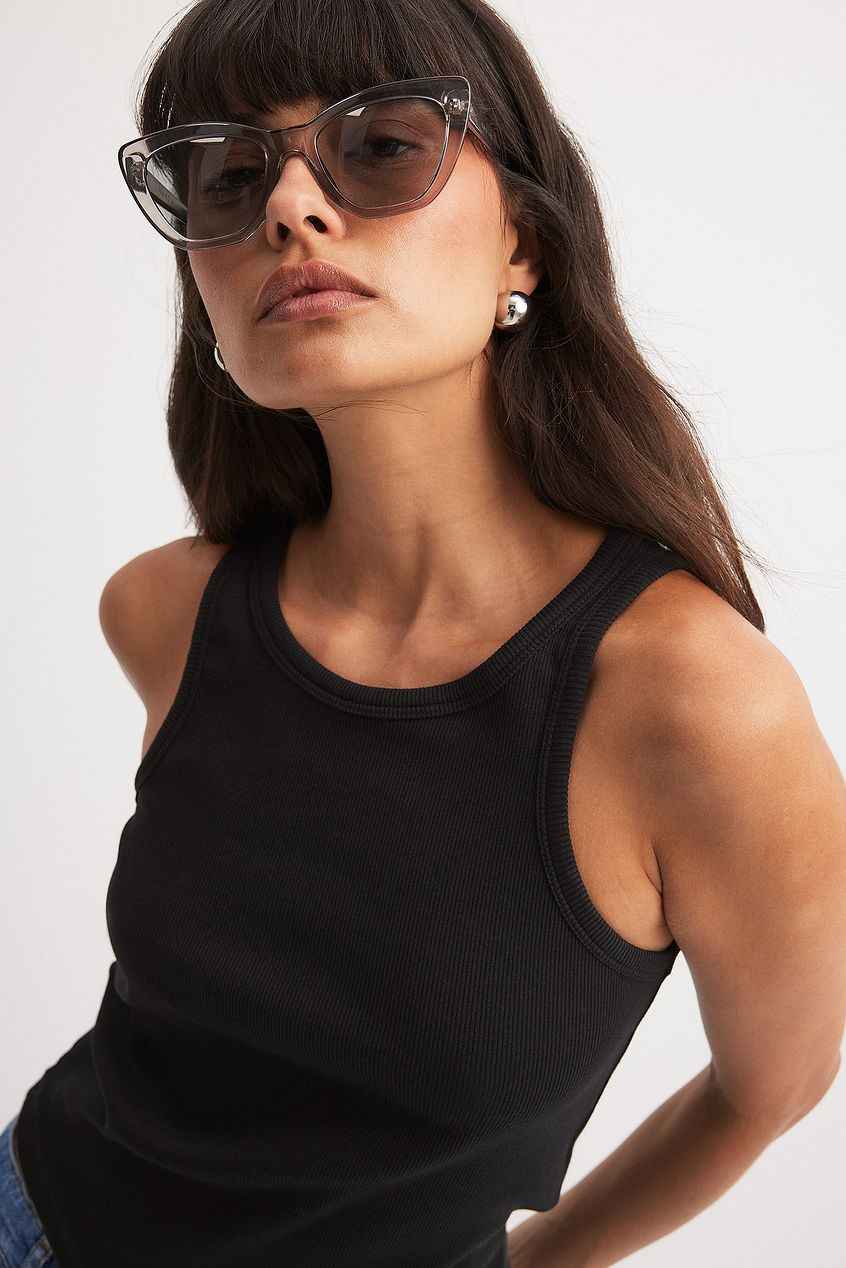 Na-kd Pointy Transparent Sunglasses