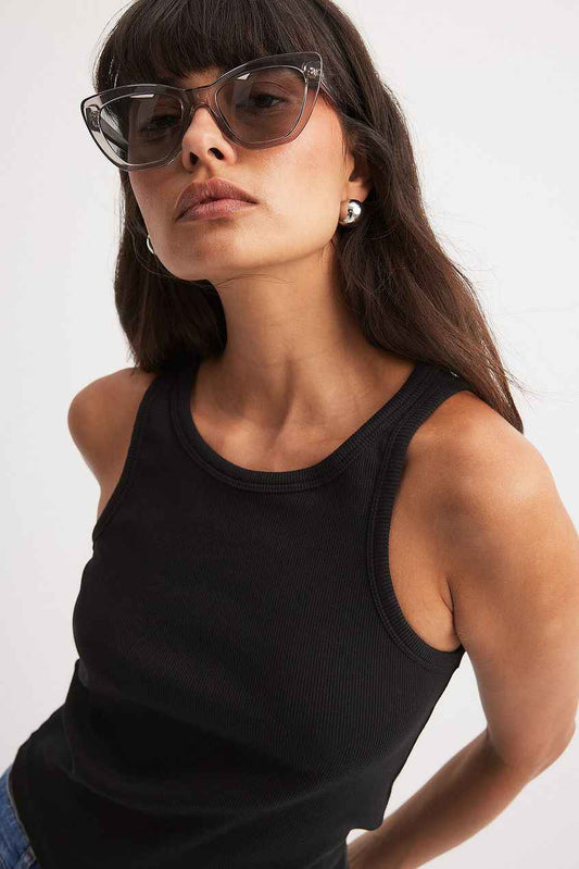 Na-kd Pointy Transparent Sunglasses
