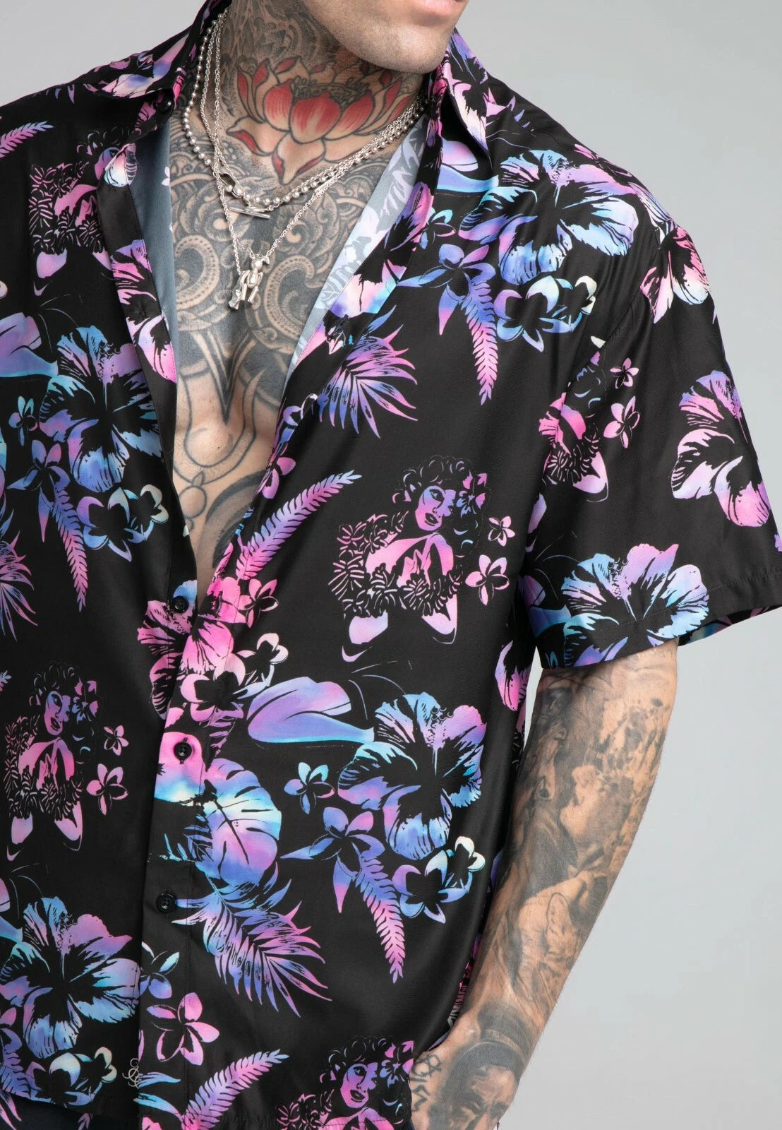 Asos Siksilk logo print t-shirt in black