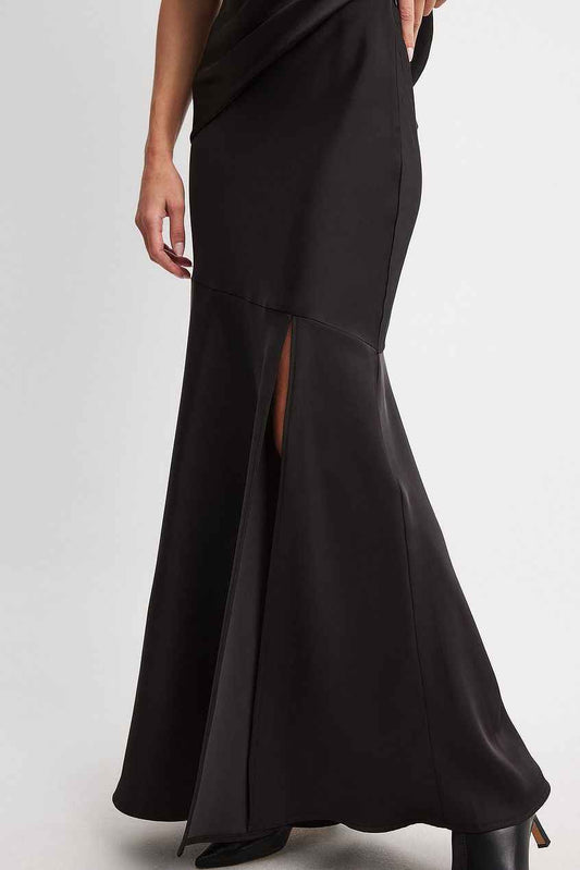 Na-kd Satin Asymmetric Seam Detail Maxi Skirt