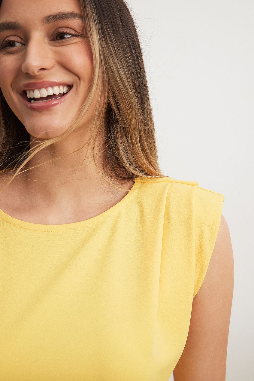 Sharp Shoulder Midi Dress