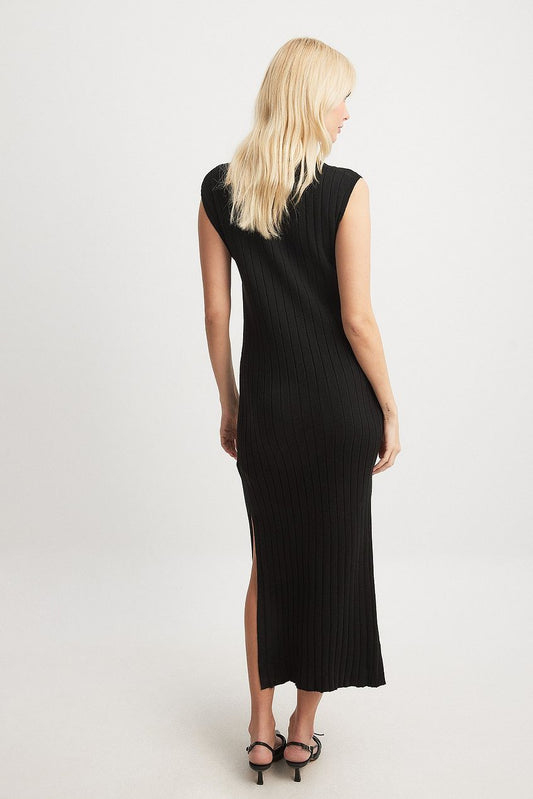 Sleeveless Knitted Dress