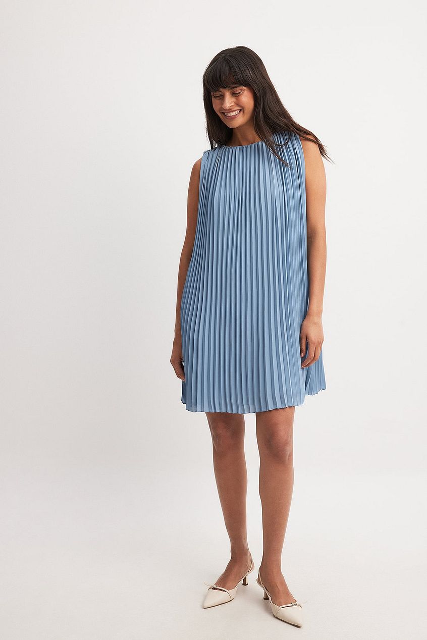 Na-kd Sleeveless Plisse Mini Dress