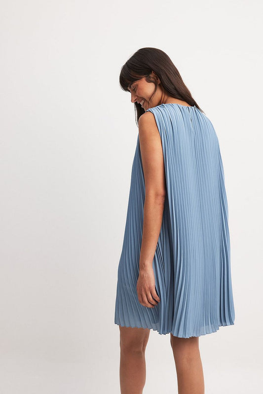 Na-kd Sleeveless Plisse Mini Dress