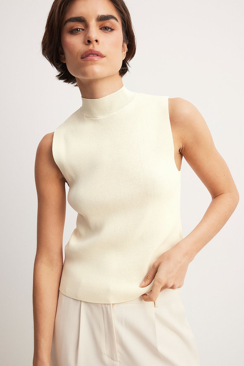 Sleeveless Straight Fine Knitted Top