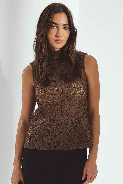 Na-kd Sleeveless Lace Top