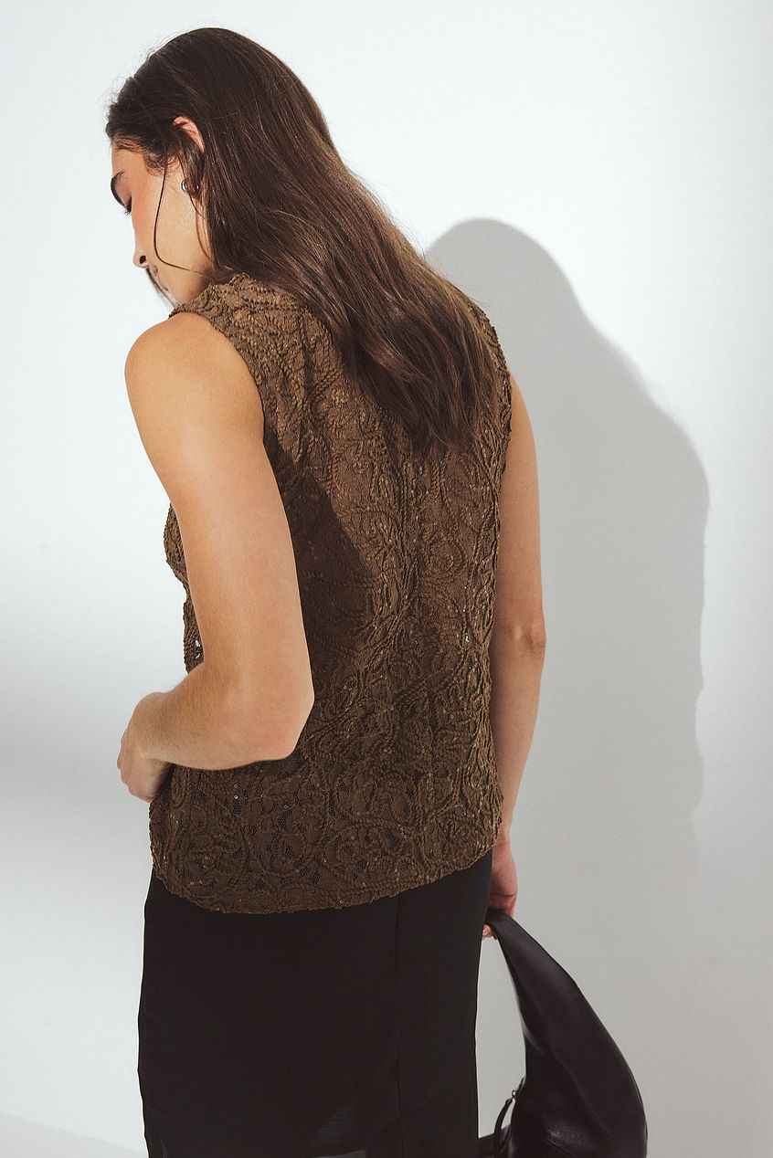 Na-kd Sleeveless Lace Top