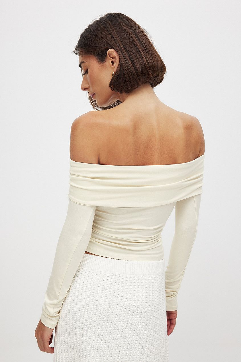 Soft Line Long Sleeve Top