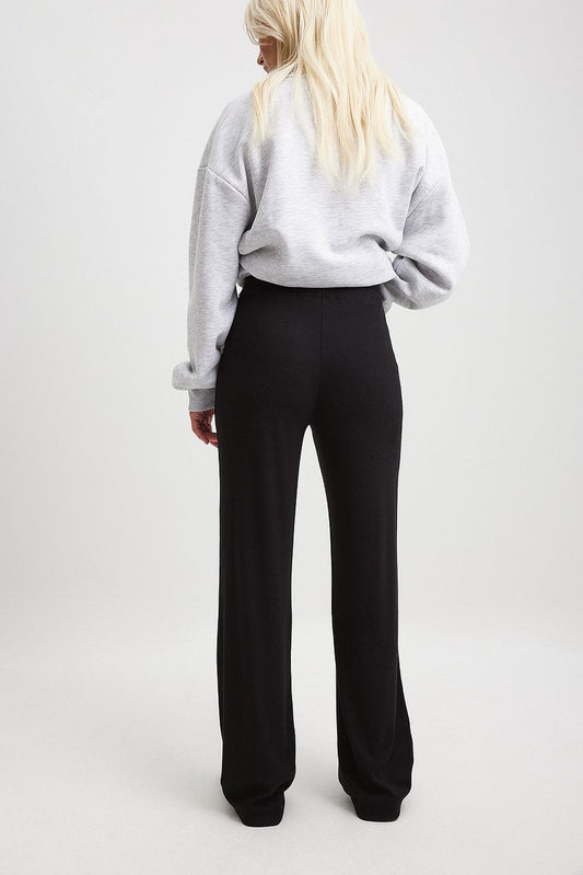Soft Ribbed Wide Pants