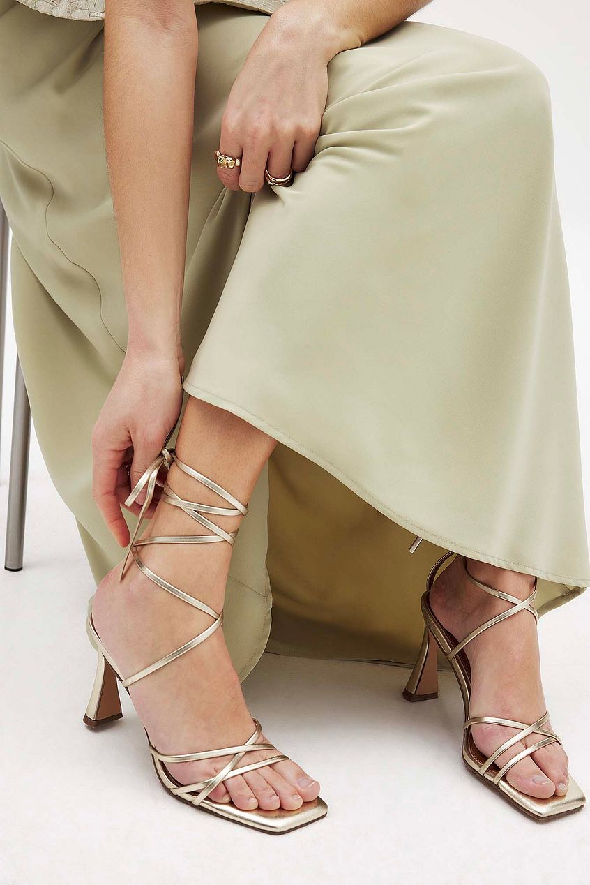 Na-kd Squared Toe Strappy Heels