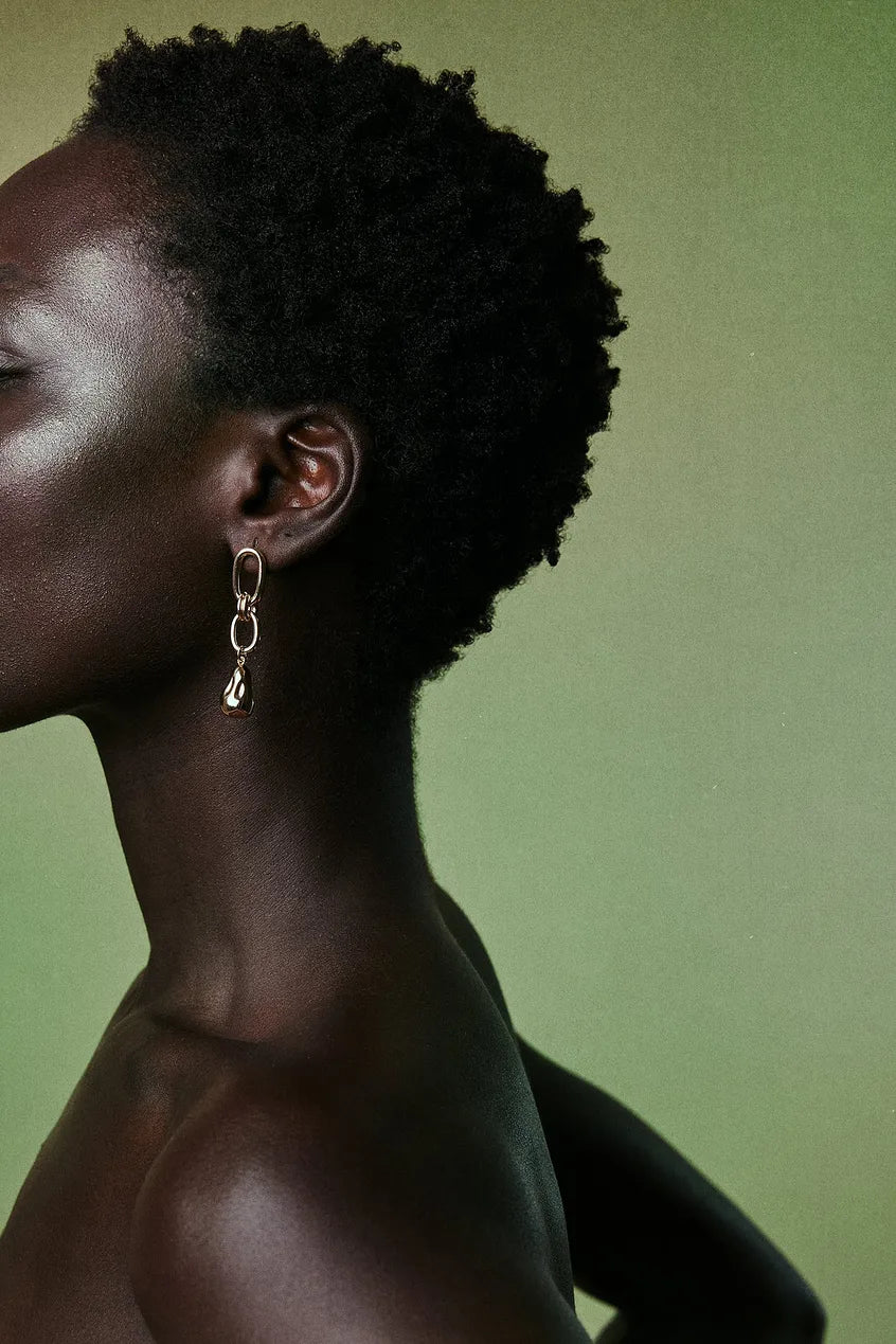 Teardrop Hanging Earrings Gold