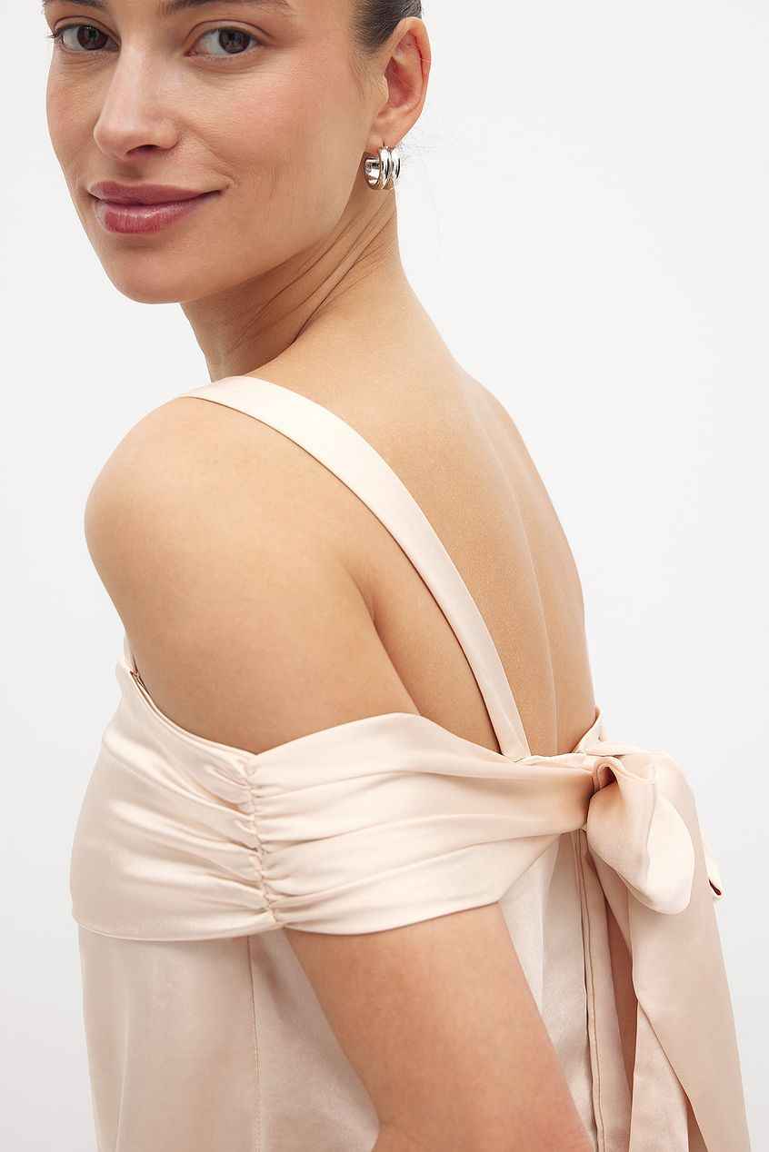 Na-kd Tie Back Satin Off Shoulder Top