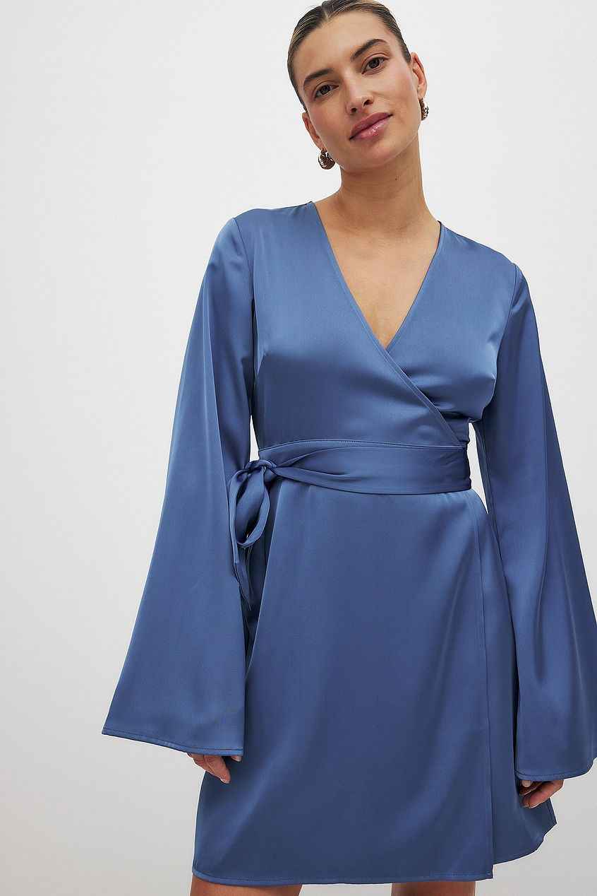 Na-kd Tie Waist Flowy Mini Dress