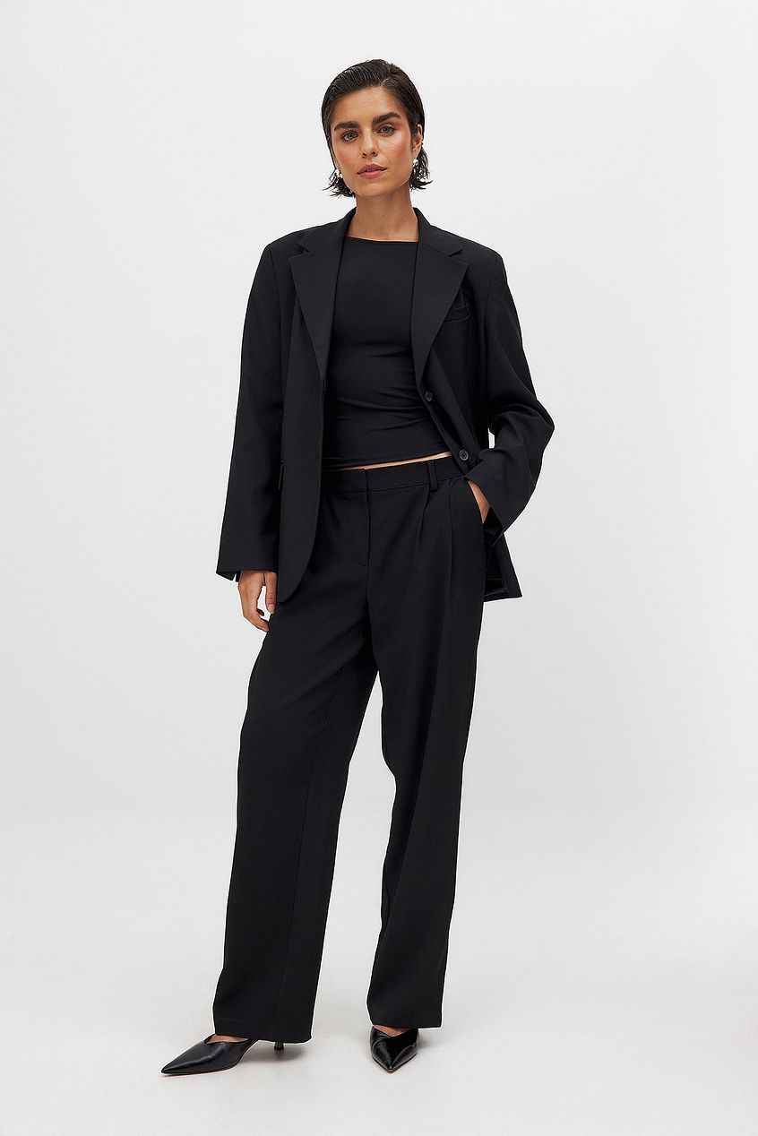 Na-kd Twist Back Top
