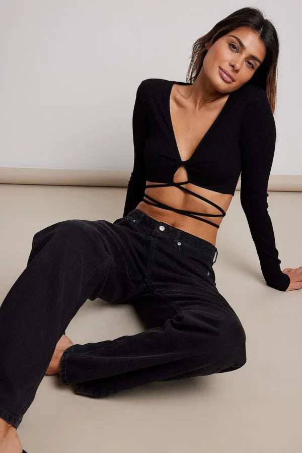 Twisted Strap Rib Detail Top Black