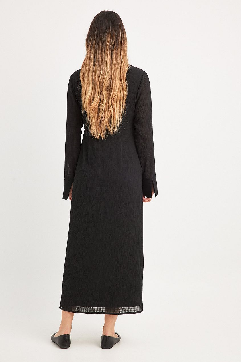 V-Neck Front Buttoned Midi Dress